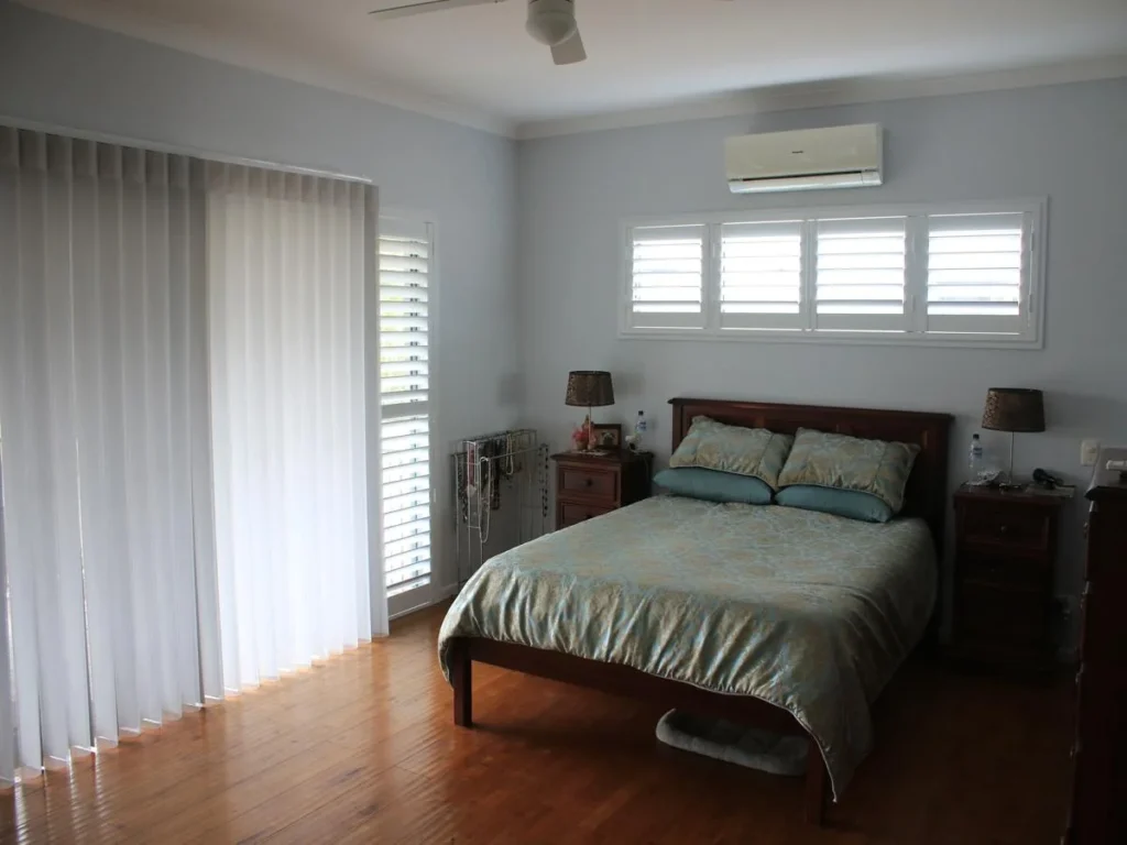 Plantation Shutters 05
